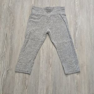 Girls capri leggings